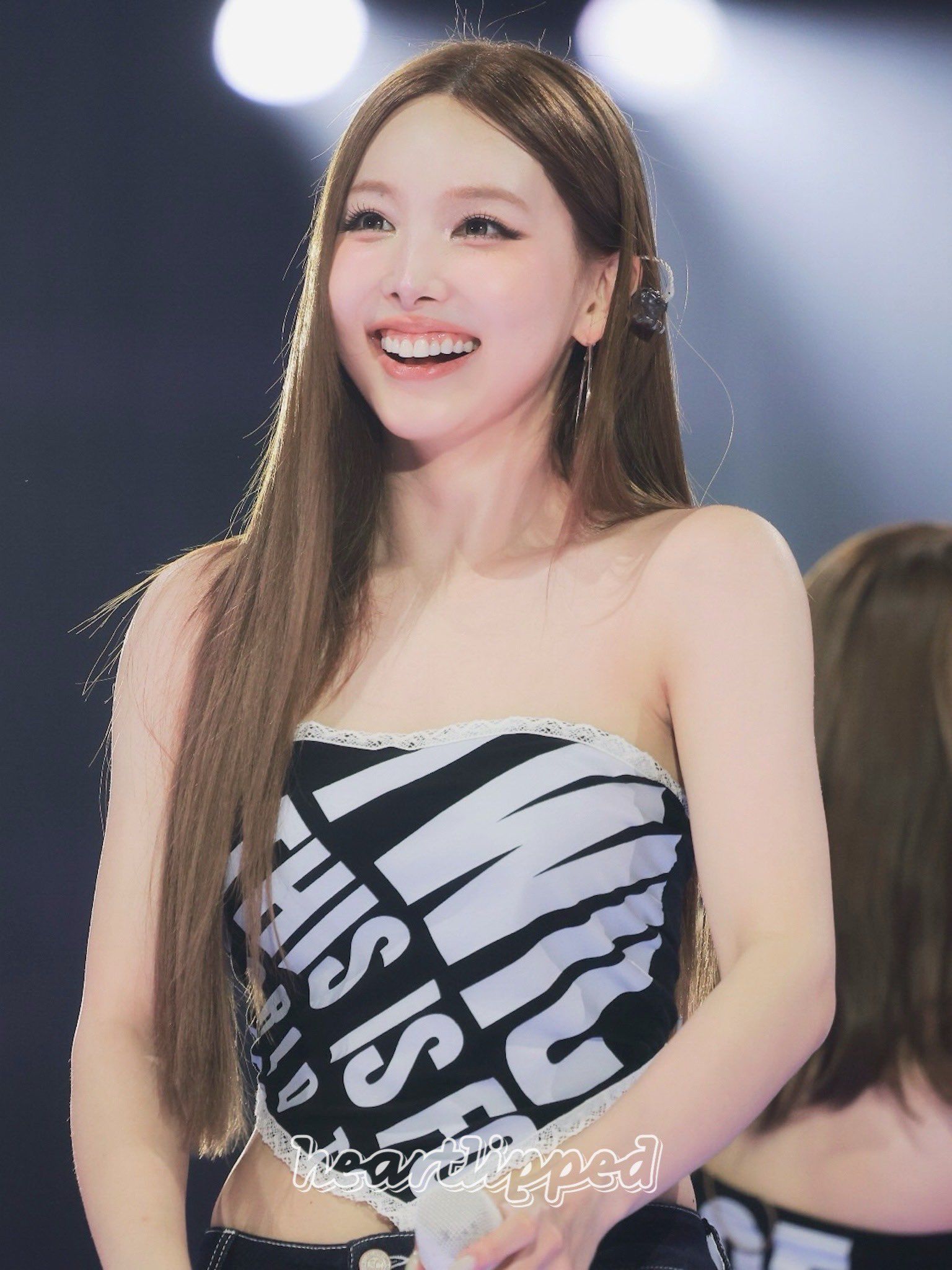 나연 (2).jpg