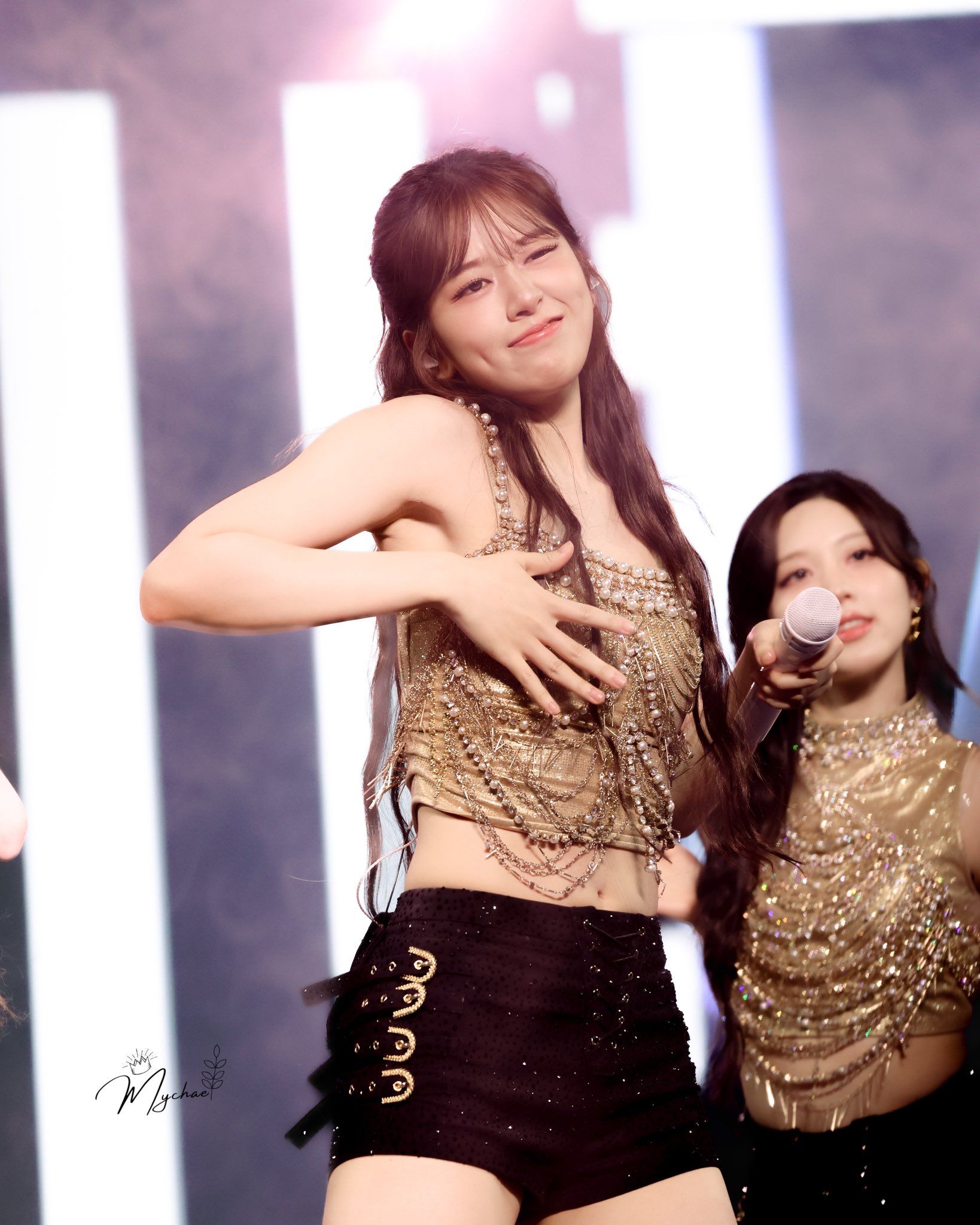 260524 안유진 투 (38).jpg