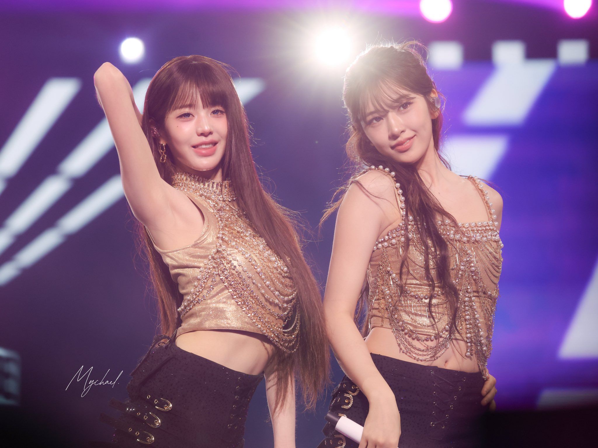 260524 안유진 투 (34).jpg