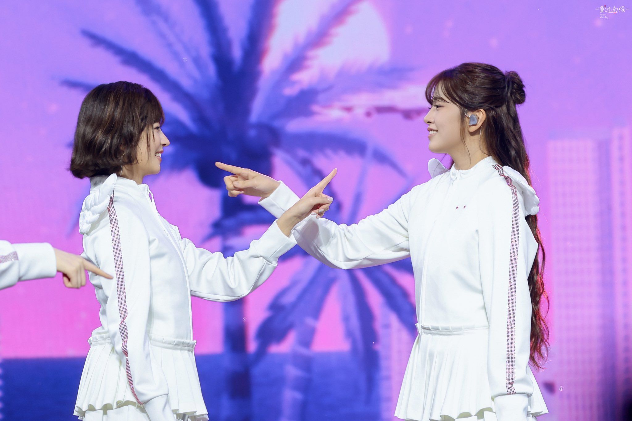 260524 안유진 투 (49).jpg