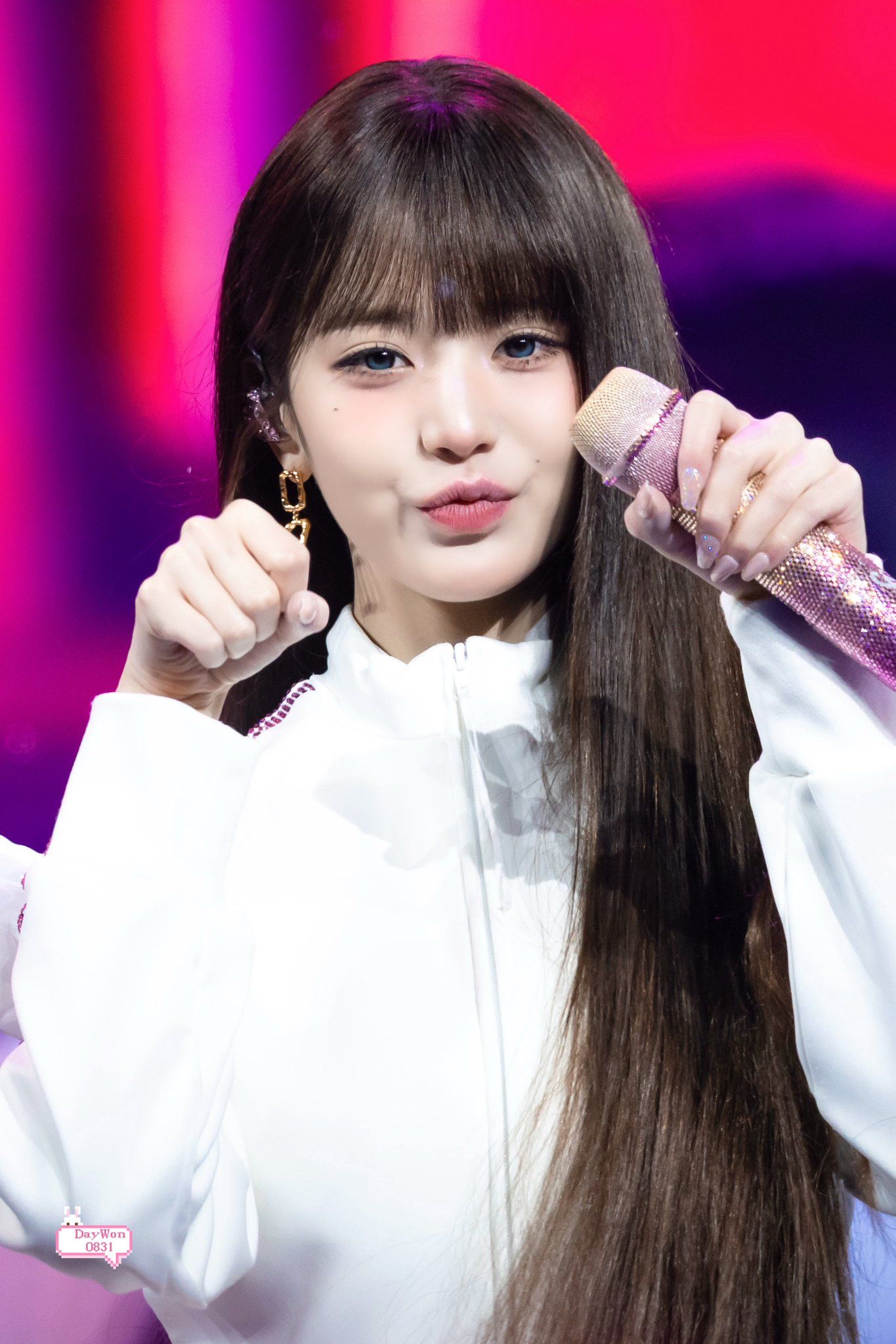 260524 장원영 투 (28).jpg