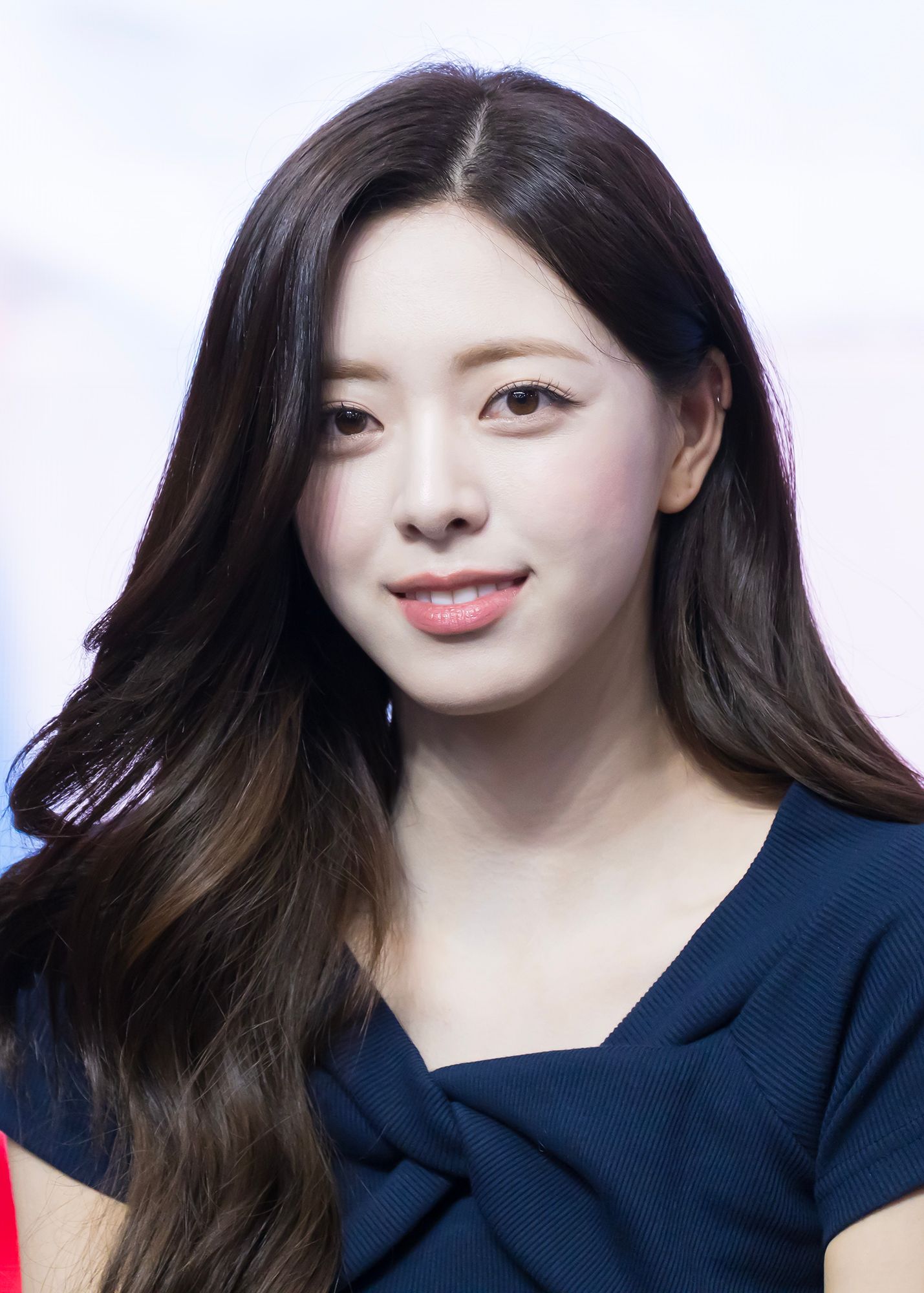 260526 유나 팬 (3).jpg