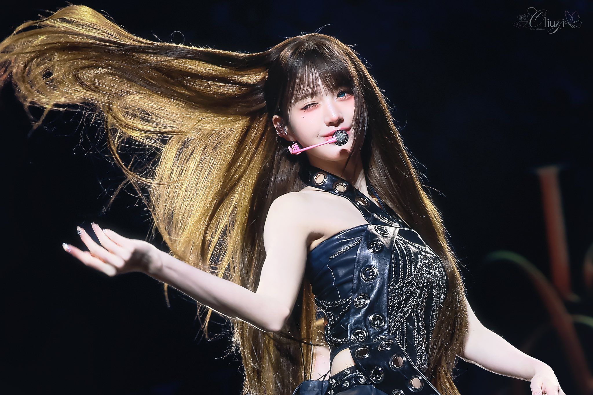 260524 장원영 투 (13).jpg