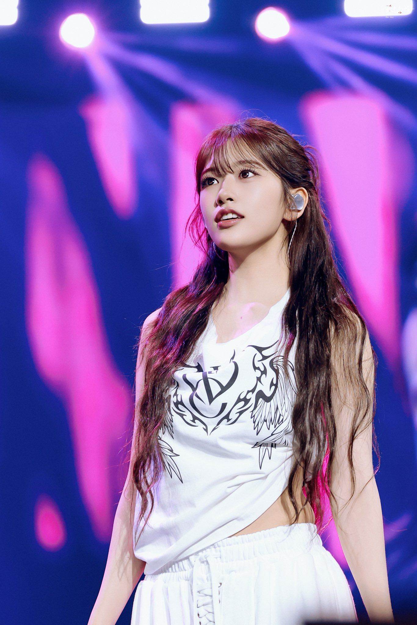 260524 안유진 투 (69).jpg