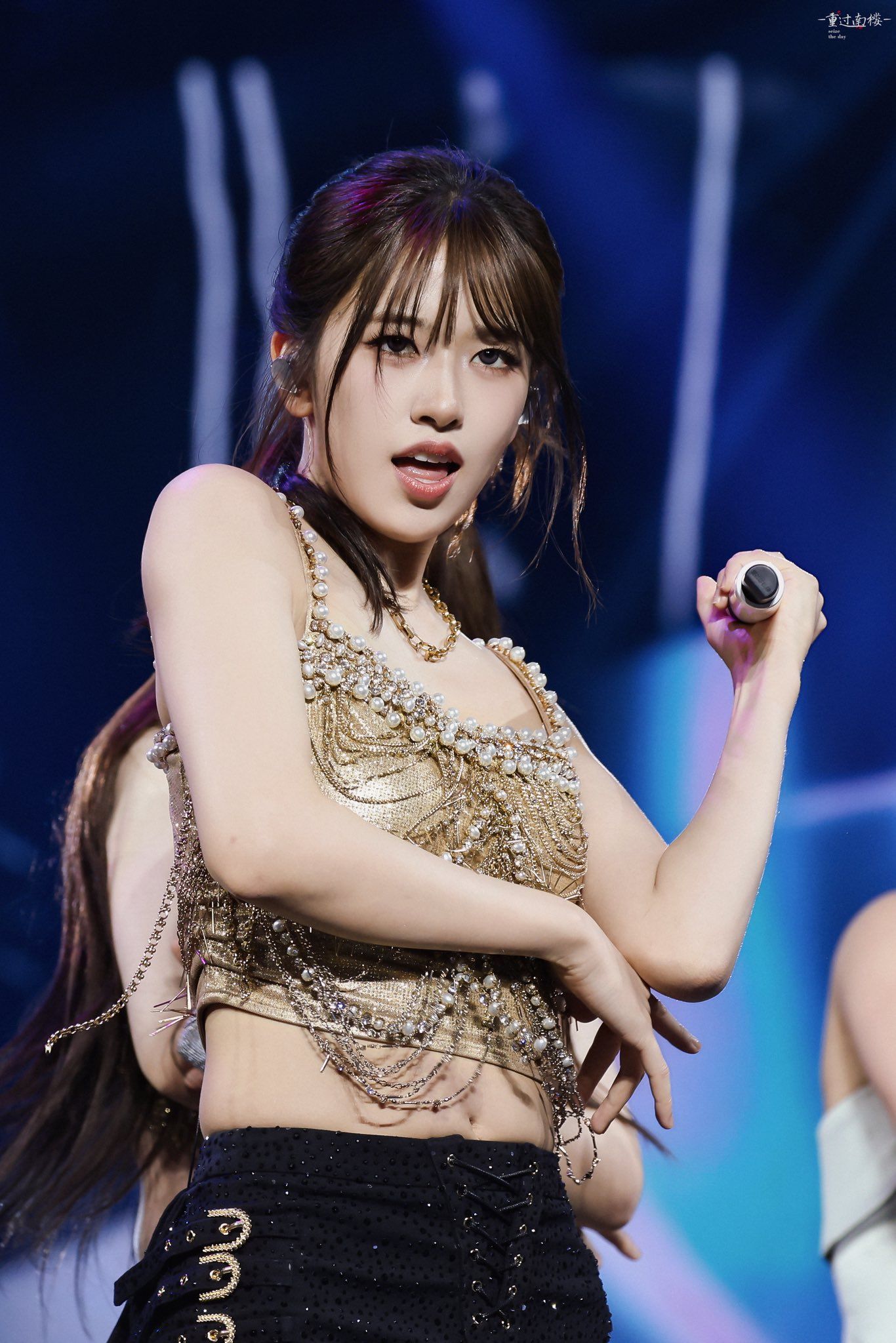 260524 안유진 투 (71).jpg