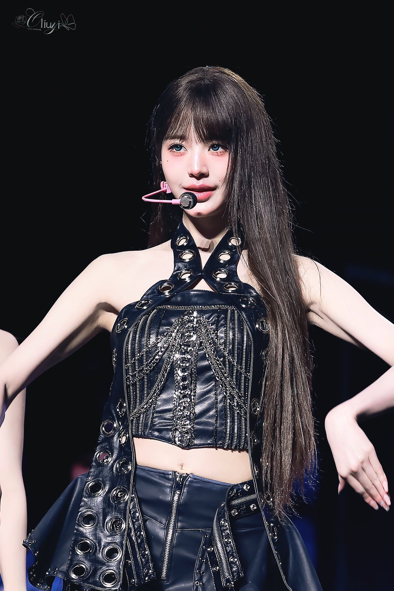 260524 장원영 투 (21).jpg