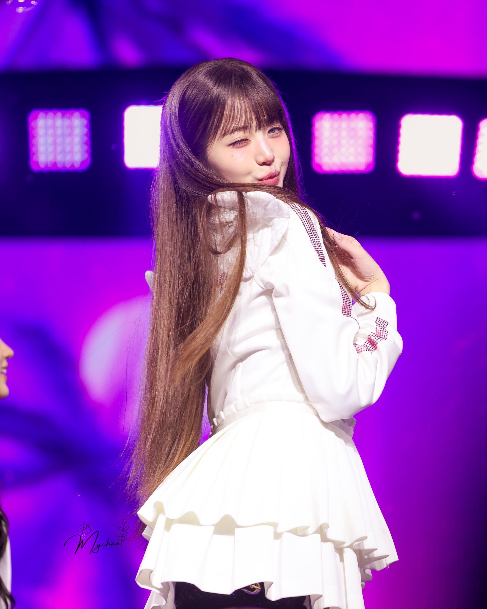 260524 장원영 투 (38).jpg
