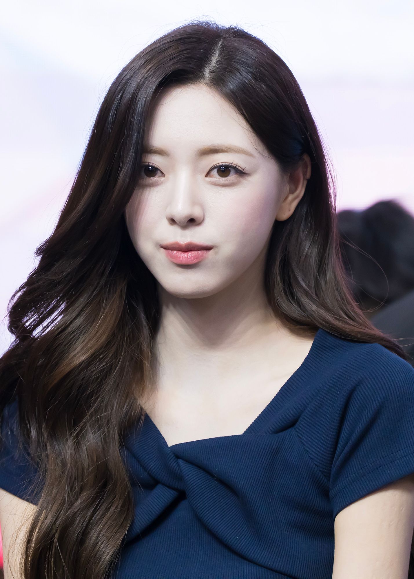 260526 유나 팬 (6).jpg