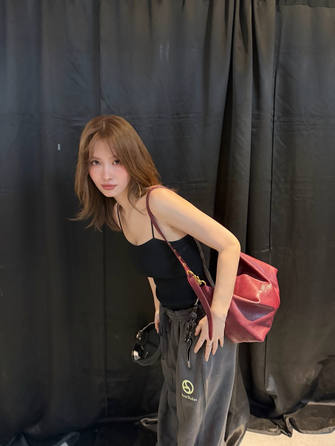 momo_3942202737902136498.jpg