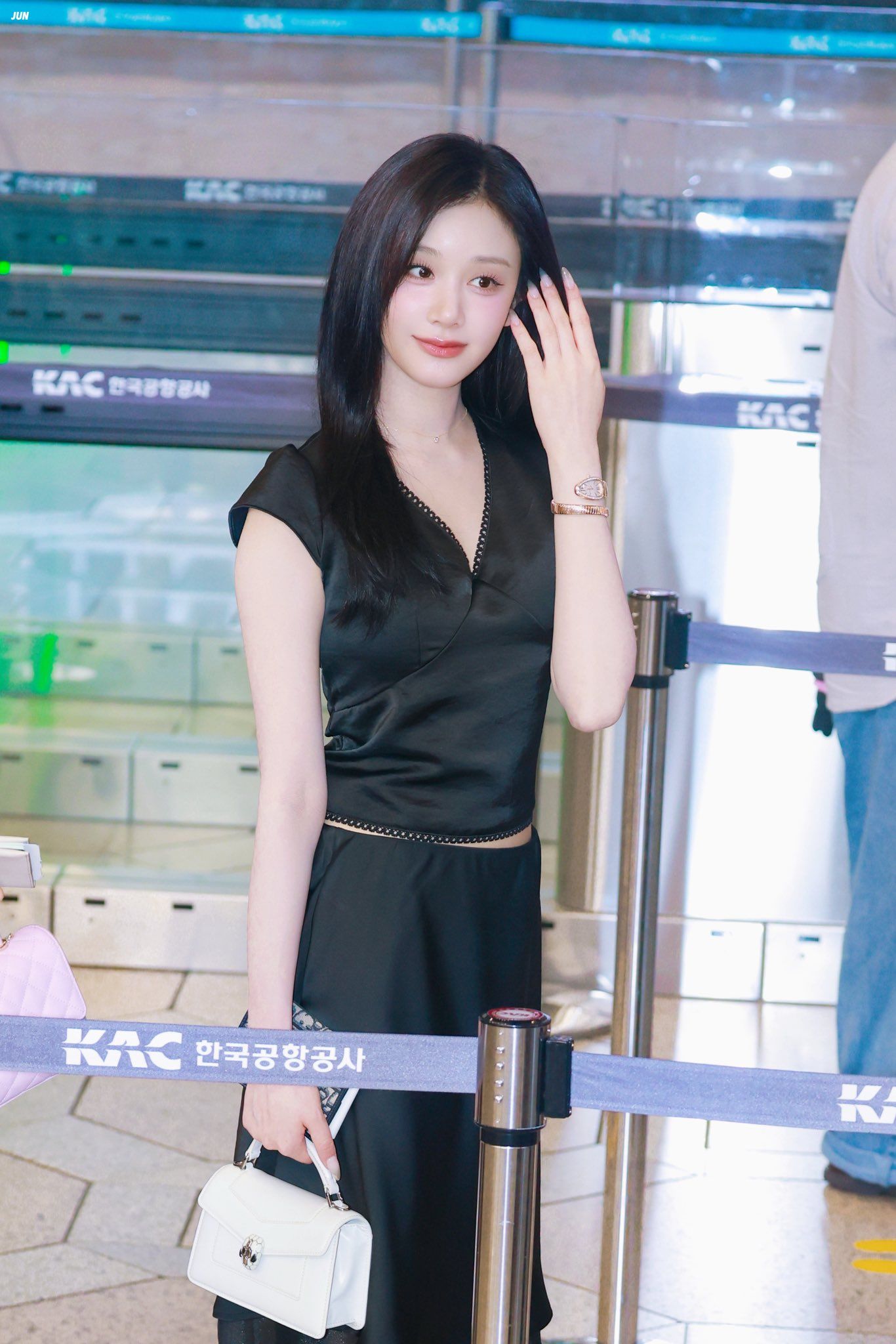 001.jpg