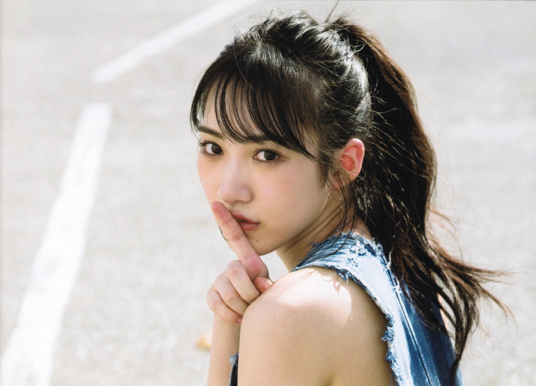 kmKTCgh-xF-H6d3L.jpg