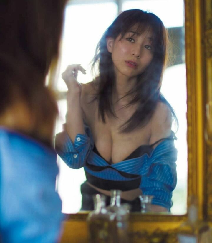 다나카 미나미(田中 みな実) (3).jpg