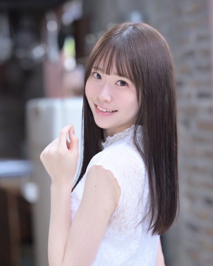 시라카미 에미카1.jpg
