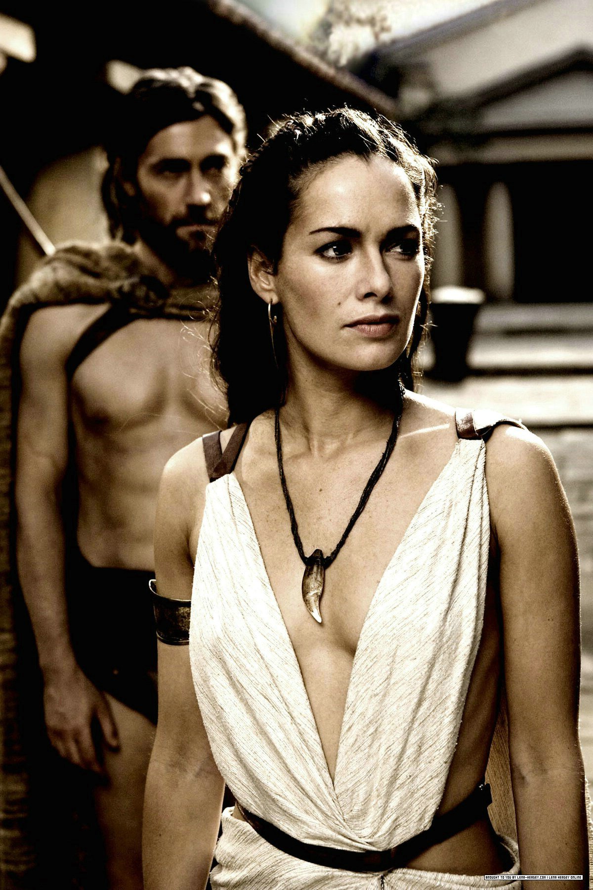300-Stills_008.jpg