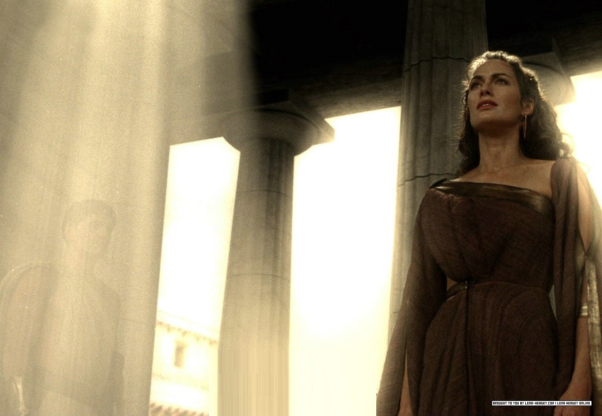 300-Stills_001.JPG