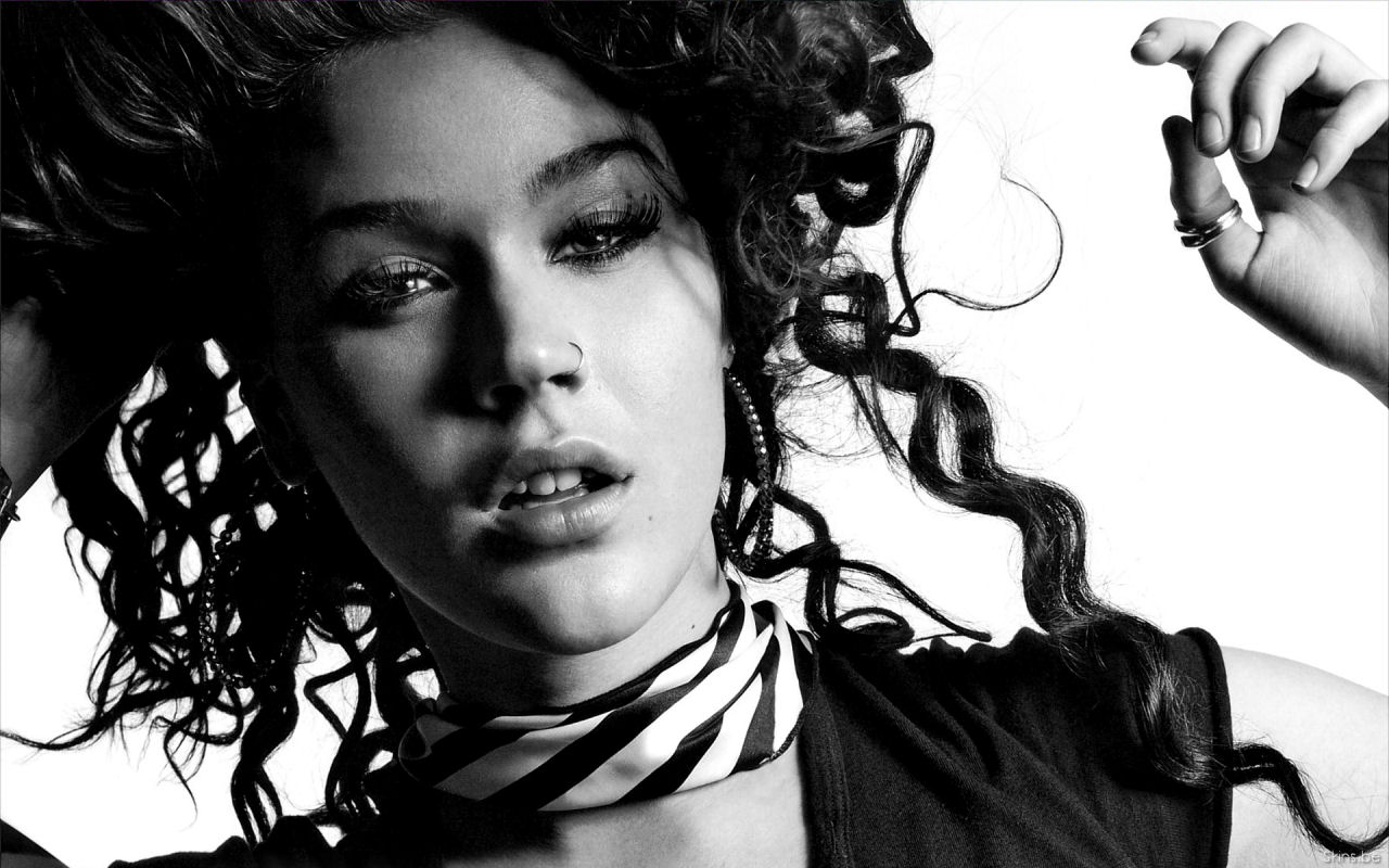 joss-stone-1280x800-27407.jpg